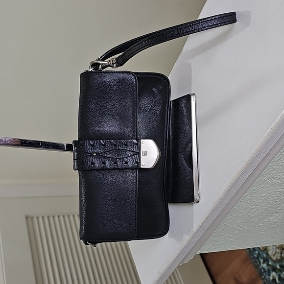 Michael Kors Black Smooth Leather Braided Snap Detail Minibag/Wristlet EUC - Picture 10 of 14